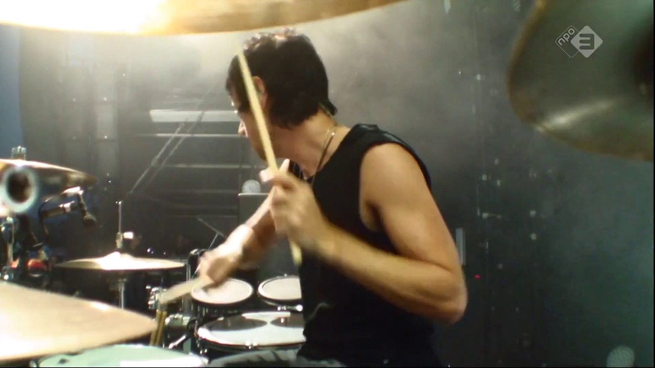 Muse - Psycho (Live at Pinkpop Festival 2015)