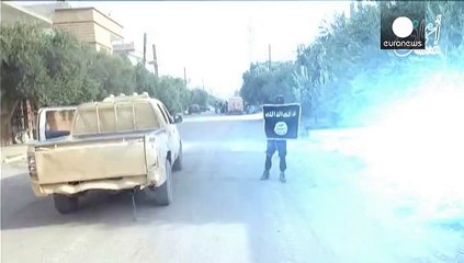 پیکارجویان داعش پس از تصرف قریتین در سوریه ۲۳۰ غیرنظامی را ربودند