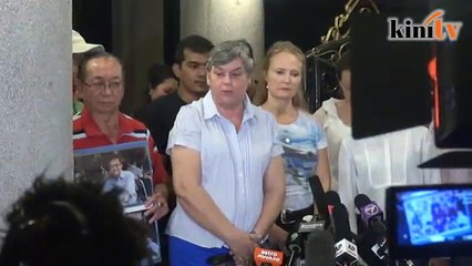 MH370 Families: "That's not the right way"