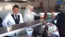 Bride and groom share their wedding feast with Syrian refugees