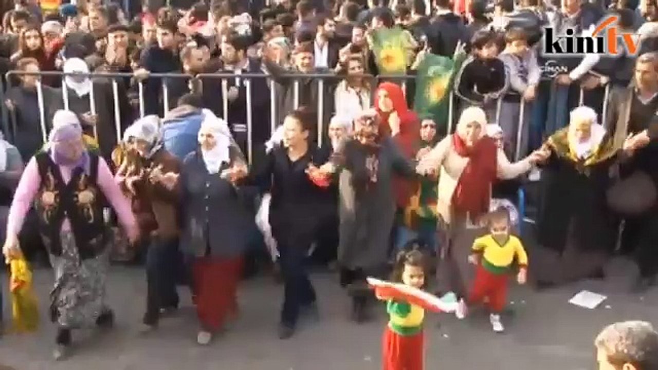 Turkish authorities stop Kurds to go back to Kobane