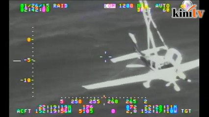 Pesawat mendarat cemas di Lautan Pasifik