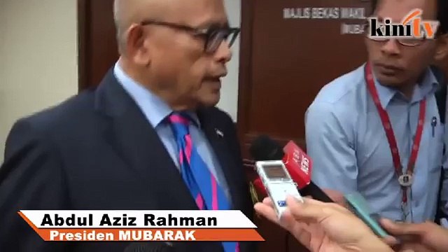 Mubarak: The fall of ringgit 'good for us'