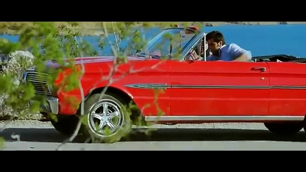 Tujhe Bhula Diya - Full Song - Anjaana Anjaani...