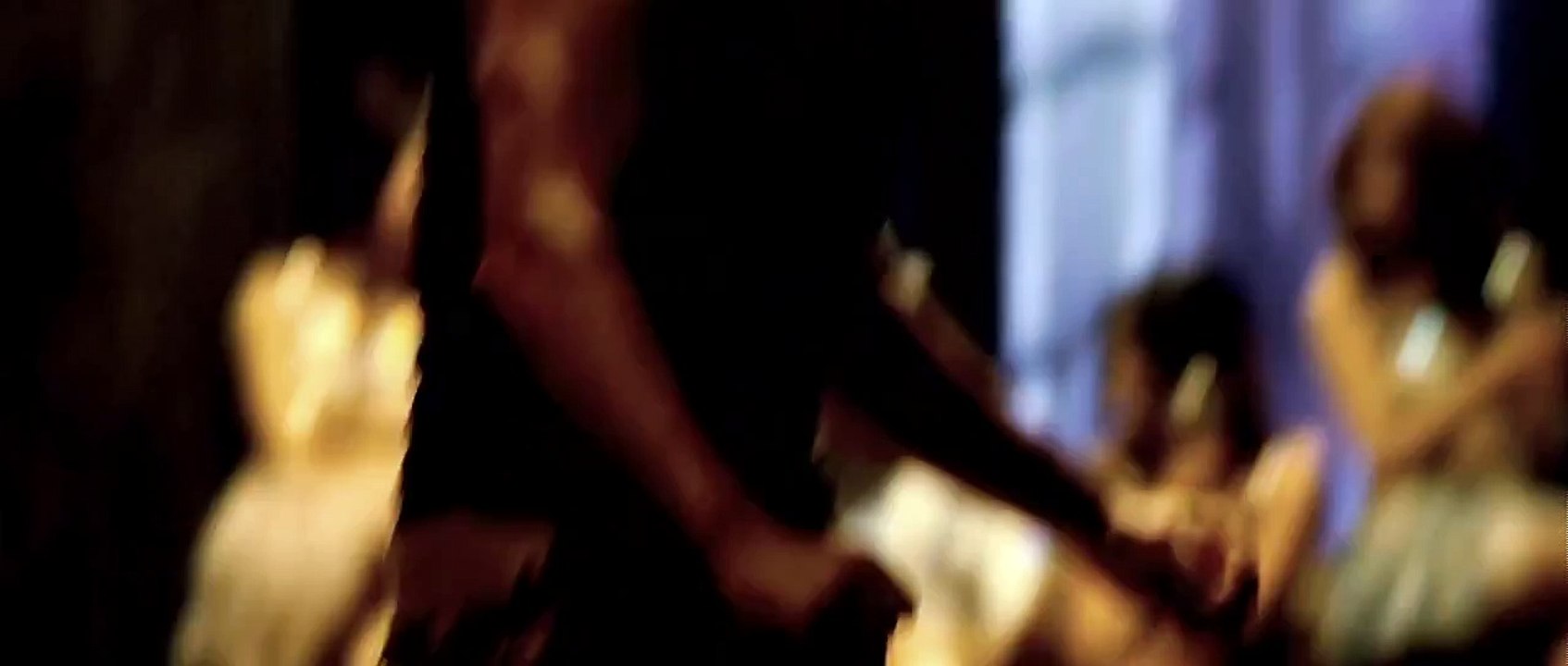 Tom Yum Goong 2 Insane girl fight