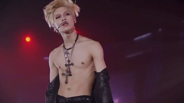 SHINee - Taemin Danger - I'm your Boy - Special Edition in TOKYO DOME