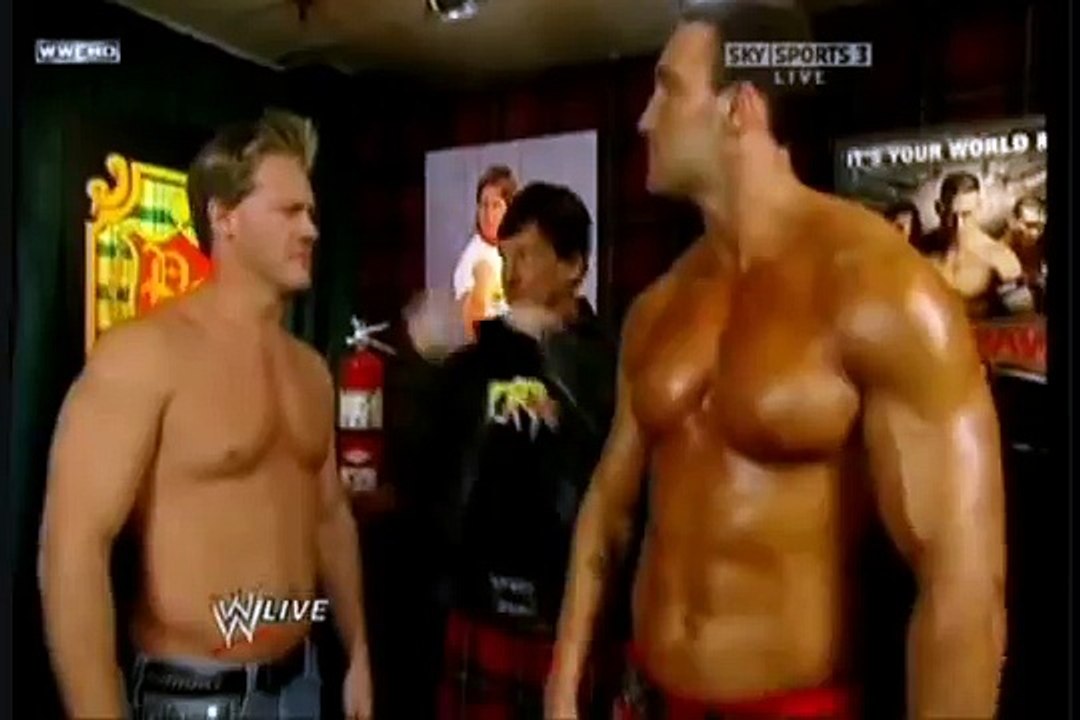 Chris Masters Pec Dance - Boom Boom Pow