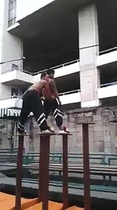 皇冠孟金龍  Video － Practising lion dance