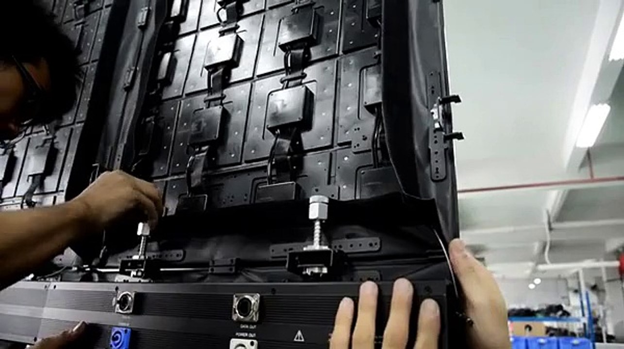 How to connect vertically panels-Galaxias series