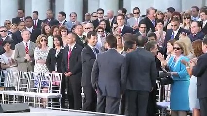 Abucheos toma de posesión de Alejandro García Padilla