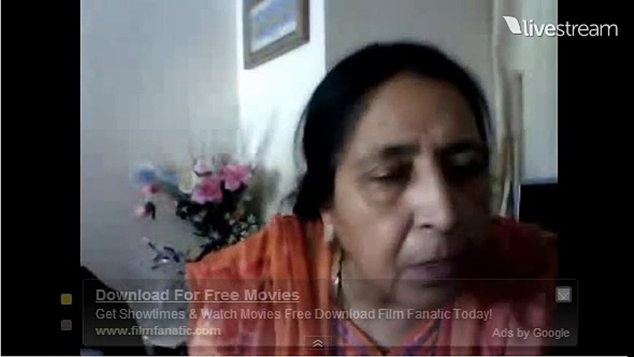 Patriotic Urdu Speaking Women Blast On Altaf Hussain And Salutes Gen Raheel Sharif