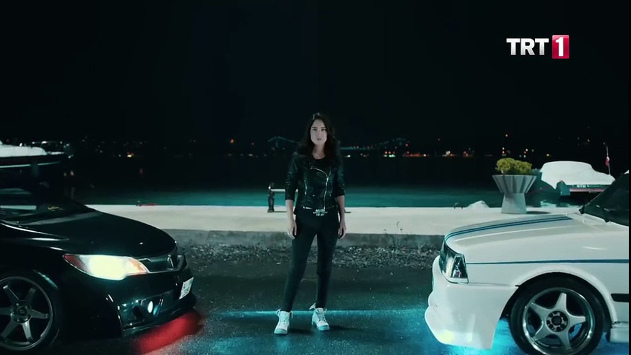 Niran Ünsal TRT'nin Yeni Dizisi Son Çıkış İçin Tesettürlü Klip Yaptı