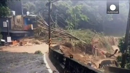 Тайфун Soudelor побушевал в Тайване и движется в сторону Китая