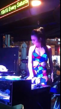 DJ Trang Moon The REMIX , xinh đẹp cá tính tài năng quyến rủ và rất gợi cảm [HD 720p]
