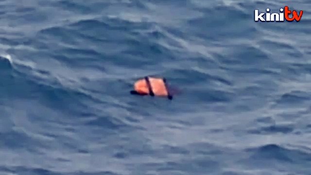 Objek mirip gelongsor, pintu pesawat dikesan