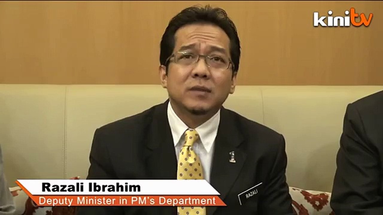 Minister defends Perkasa, says other side also extremists