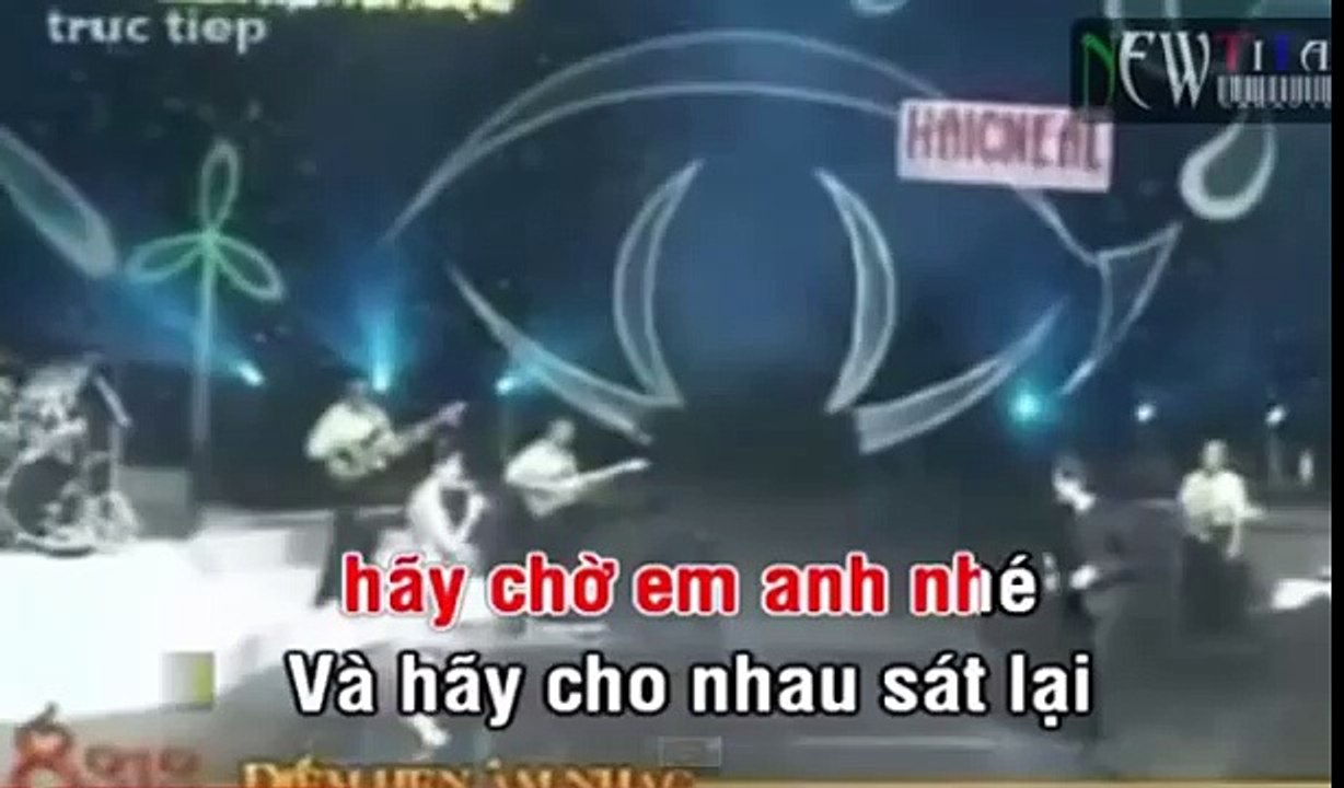 Karaoke Cơn Mưa Tinh Yêu ke_dirong ft visaoleloi1985