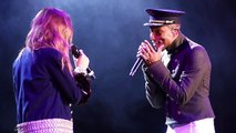 Cara Delevingne Performs Live with Pharrell! Can She Actually Sing?