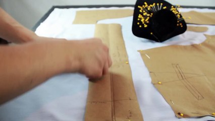 LESSON 1- Making a pants- How to cut the fabrics properly