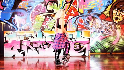 'Uptown Funk' Tutorial... choreography by Jasmine Meakin (Preview only)