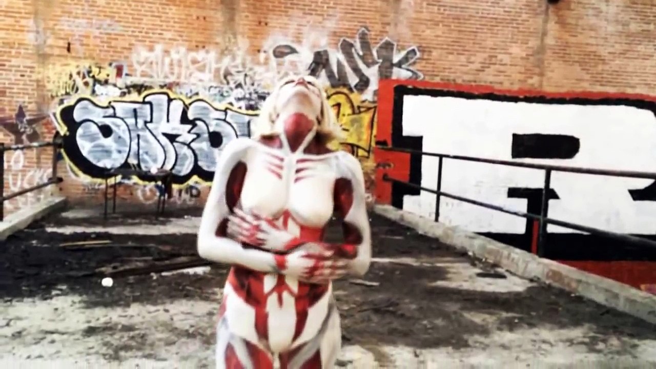 Female Titan Annie Cosplay (Cmv)