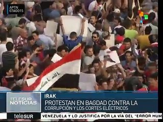 Miles de iraquíes se manifiestan contra la corrupción