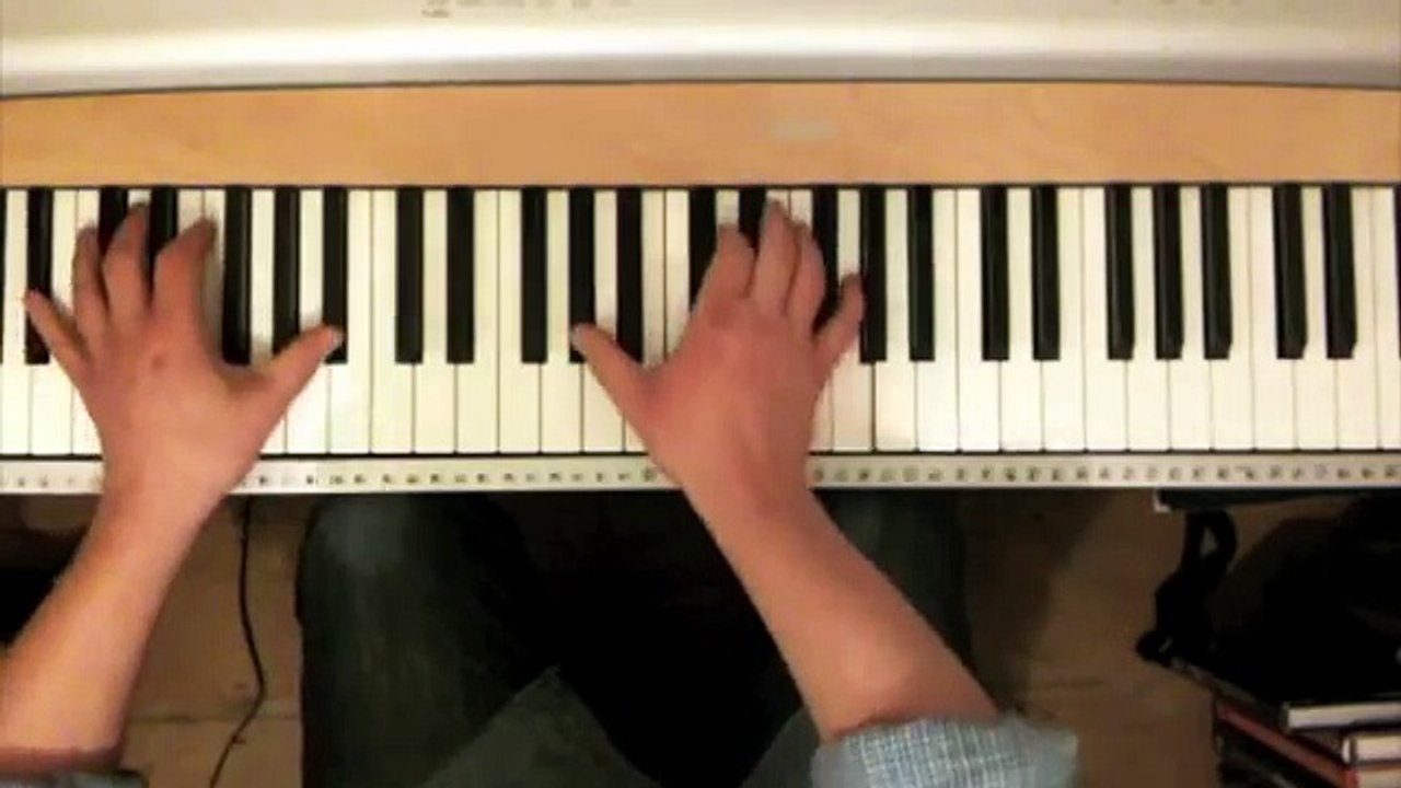 Cocktail piano tutorial - the basics