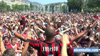 Clapping géant place Masséna pour lancer la saison du Gym