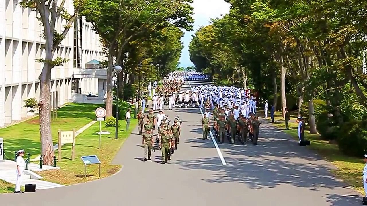 防衛大学校　課業行進