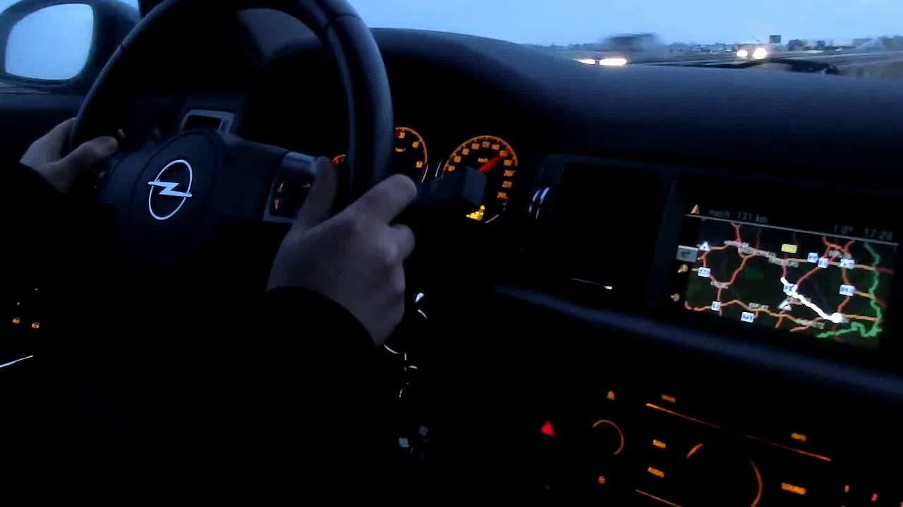 Opel Signum 1,9 CDTI: Autobahn-Reisetempo auf der A14