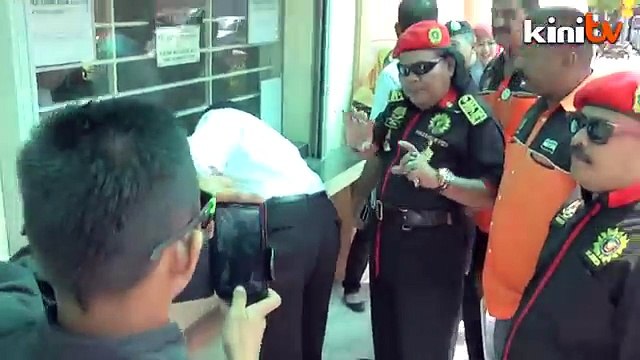 NGOs apologise to Vietnam over football violence