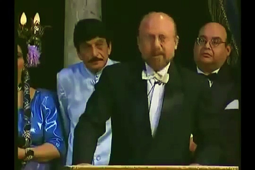 عادل أمام أتز It's أجمد مقطع فى مسرحية الزعيم - عالم الفيديو " الزعيم عادل امام "