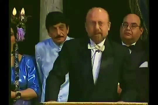 عادل أمام أتز It's أجمد مقطع فى مسرحية الزعيم - عالم الفيديو الزعيم عادل امام