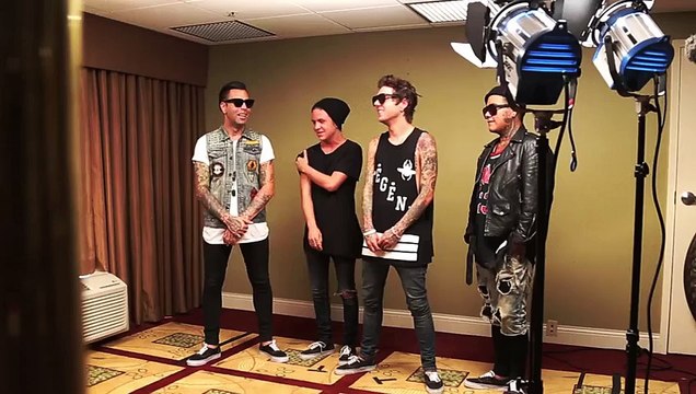 Breathe Carolina - Vevo All Access Breathe Carolina