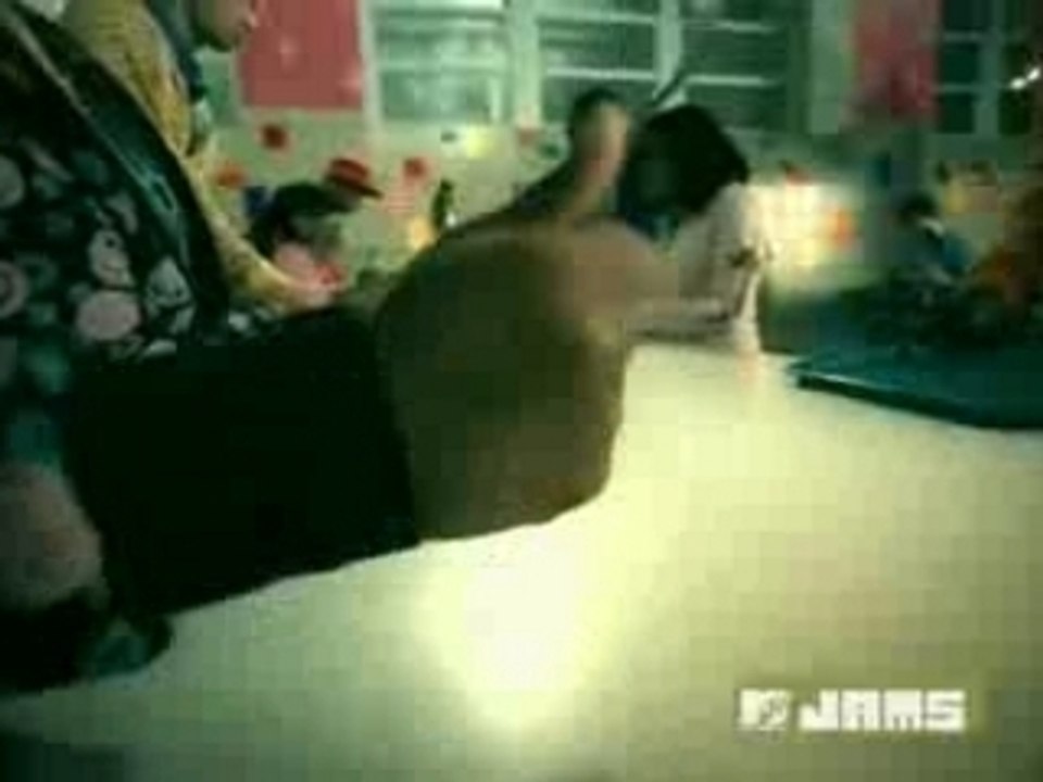 Lil mama - lip gloss-2007