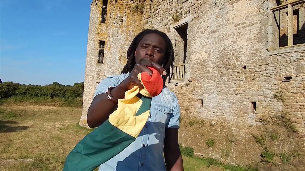 Conquering Lion ( Mystik Seydina )