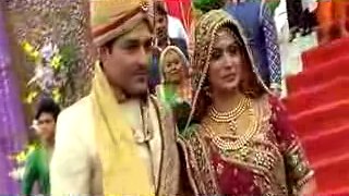 Diya Aur Baati Hum - 8 august 2015 - Full Episode