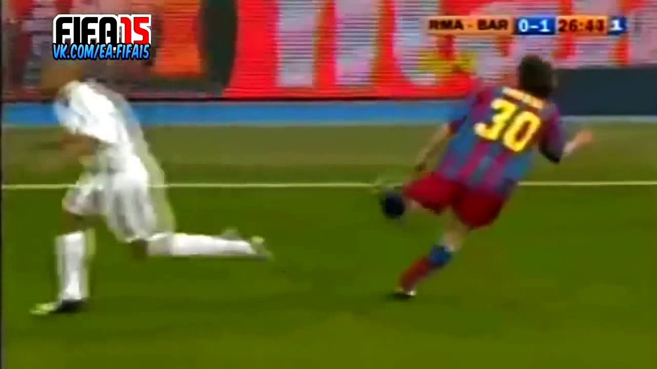 Ronaldo, Zidane & Beckham vs Ronaldinho, Messi & Eto'O 2005 El Clasico @ea.fifa15 #Like