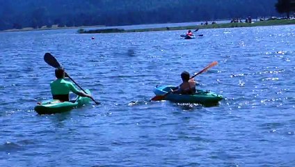 Clément fait du kayak