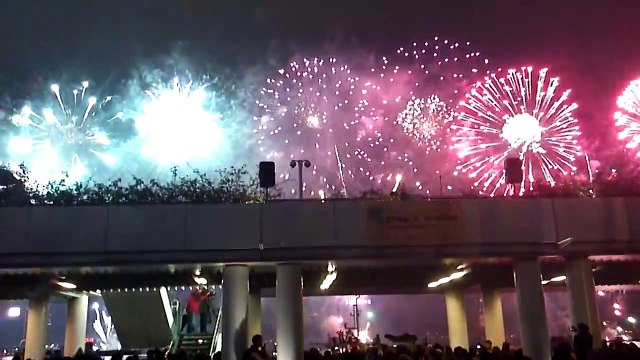 Китайский новый год салют в гонконге