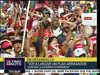 Maduro llama a los venezolanos a defender la soberanía