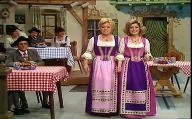 Garmischer Alpenjäger, Maria & Margot Hellwig und Rudi Knabl - Medley Volksmusik 1977