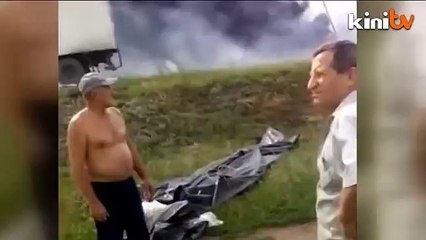 New footage of MH17 aftermath emerges