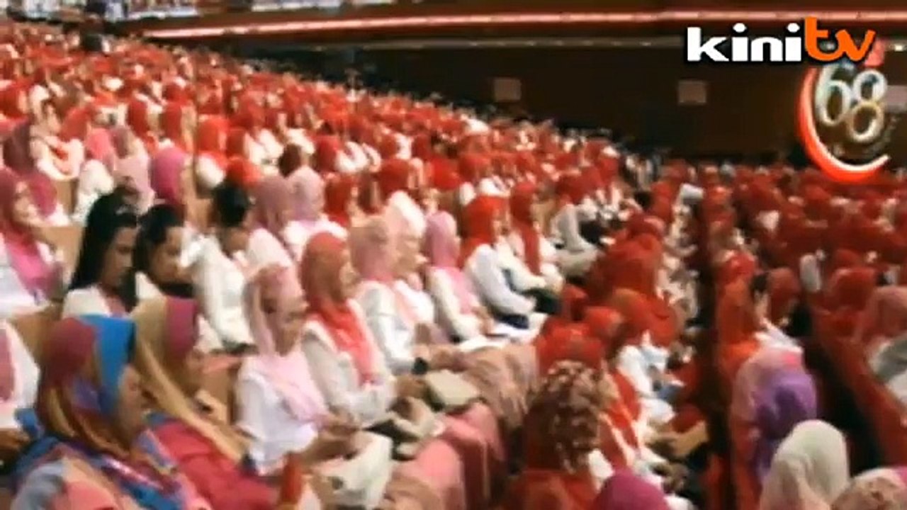 'Angkat sepanduk, lapor polis tak selesai kemelut ummah'