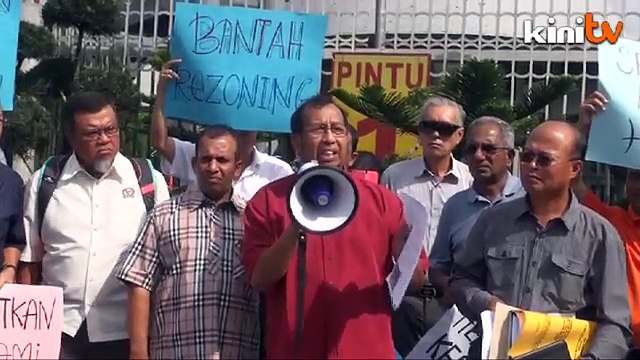 Ahli kelab golf bantah pembangunan, serah memo pada MB