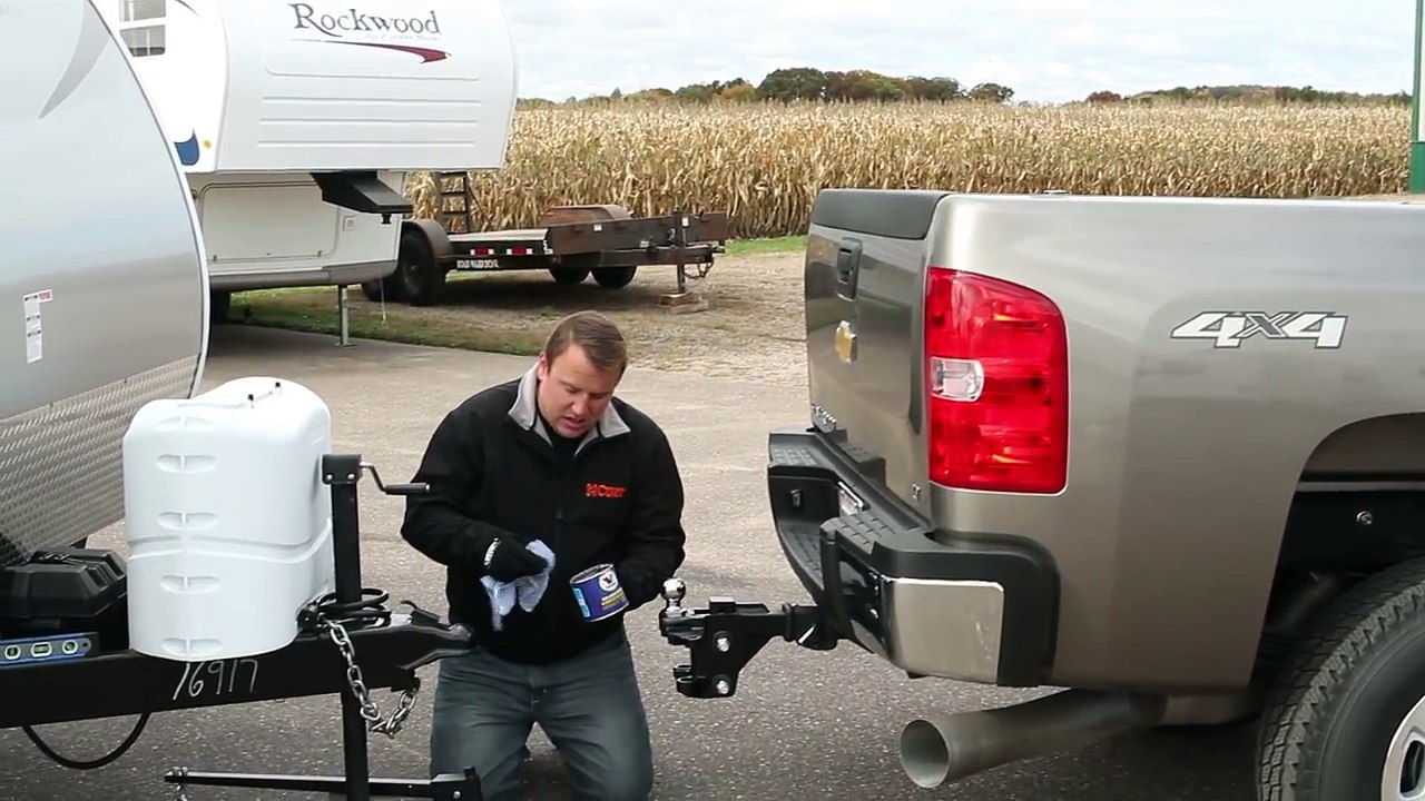 How To Set up A Weight Distribution Hitch - CURTmfg.com
