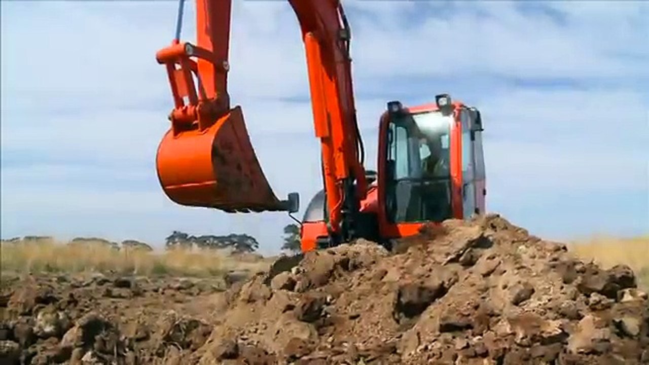 Kubota KX080-3 --- 6-8 Excavator