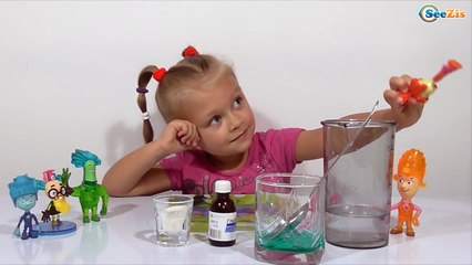 ✔ ФИКСИКИ и Ярослава дуют мыльные пузыри Fixikis and Yaroslava are making homemade bubbles Серия 31