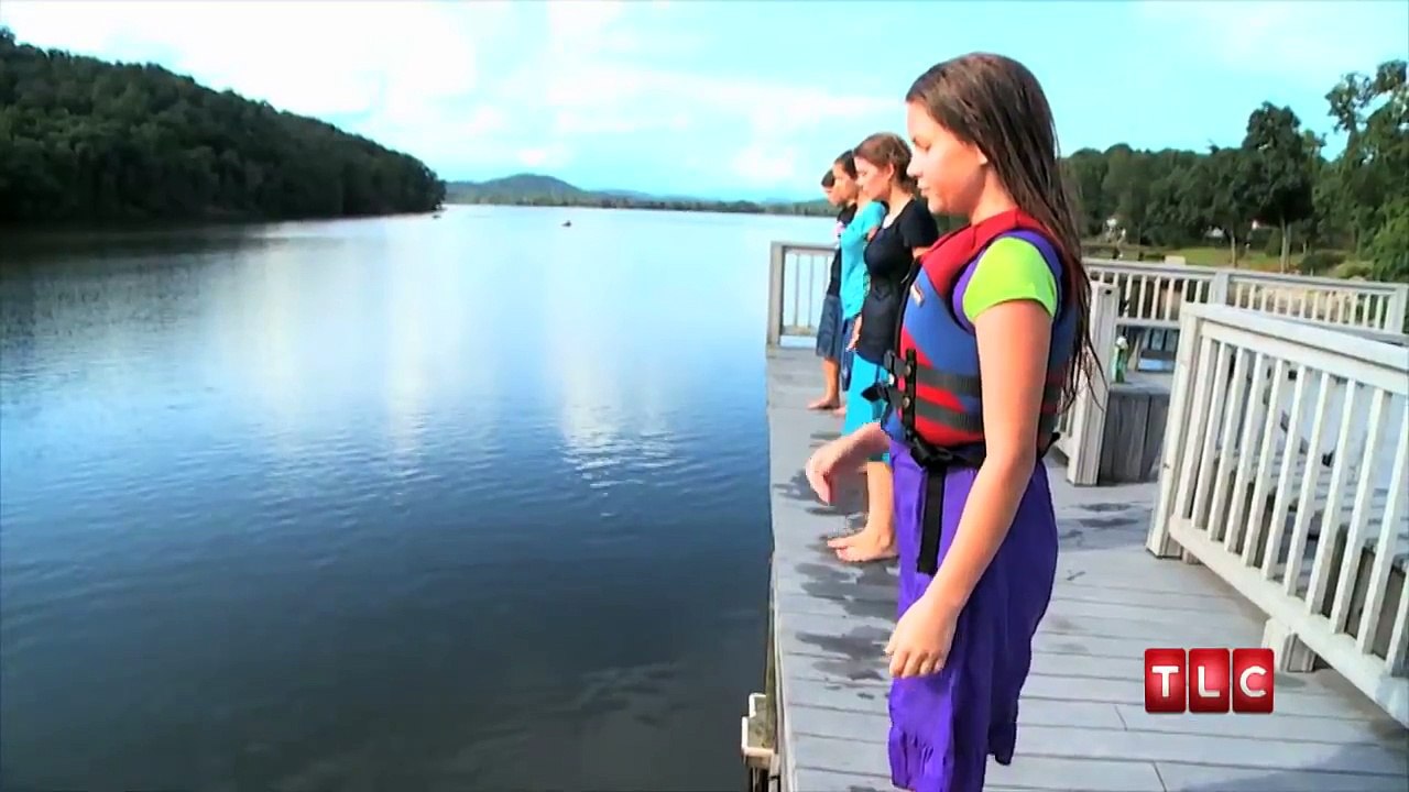Camping with the Girls | 19 Kids and Counting
