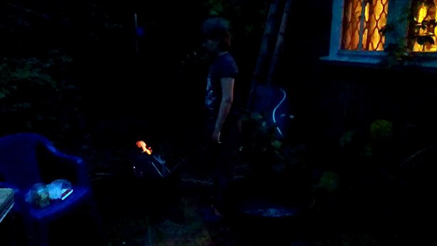 Fly IQ4515 Energy 1, тест камеры - Огонь